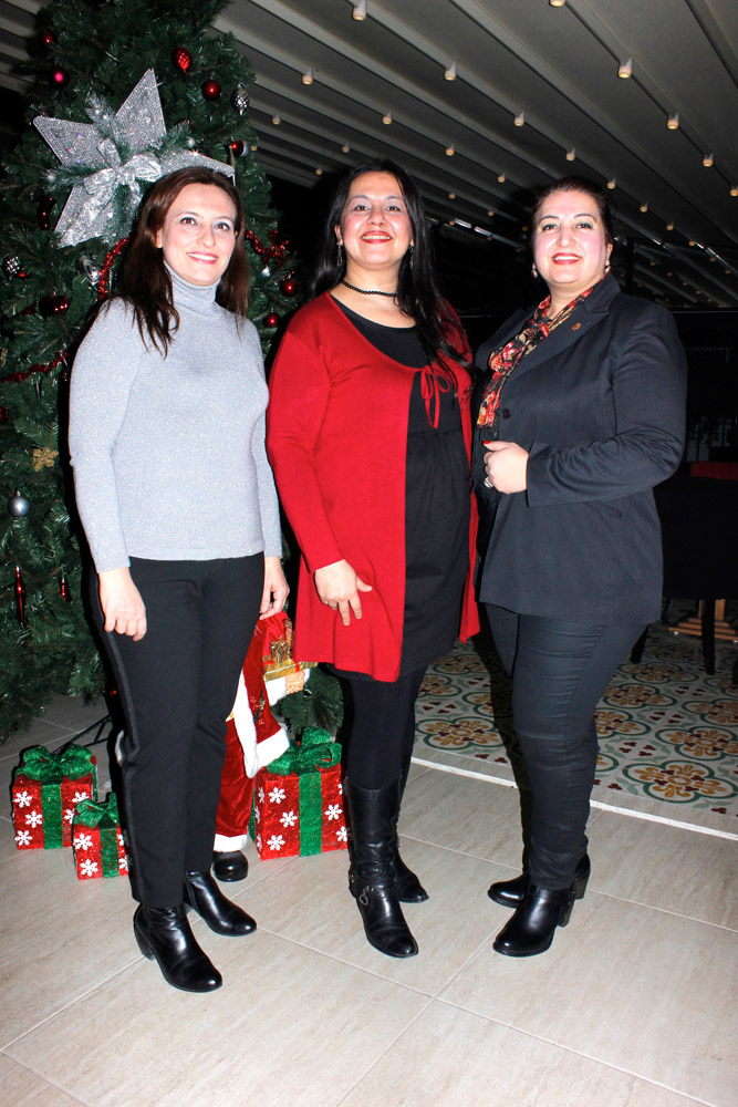 Doğrucan Ailesi Yeniyıl Partisinde Buluştu Magazin İzmir