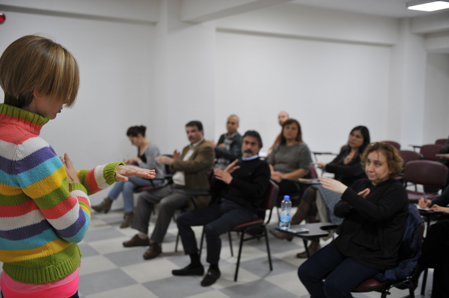 Buca Belediyesi’nde Personele İşaret Dili Eğitimi Magazin İzmir