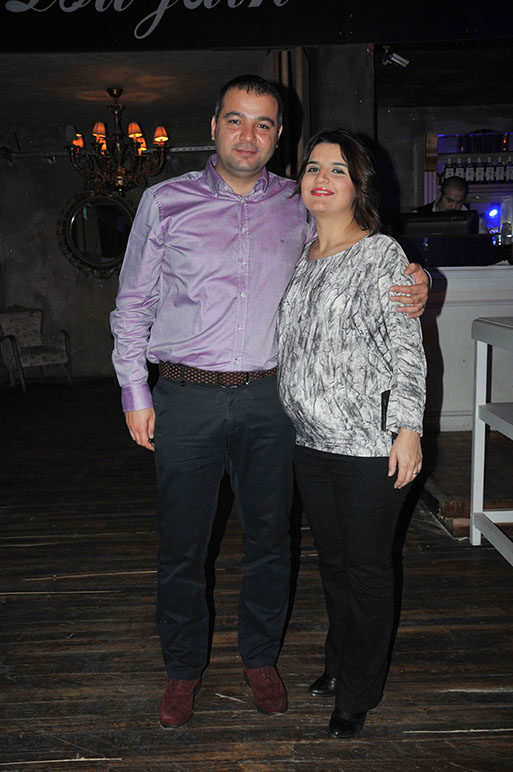 İş Adamı Hüseyin Kalkan Yeni Yaşına Neşeli Meyhane’de Girdi Magazin İzmir