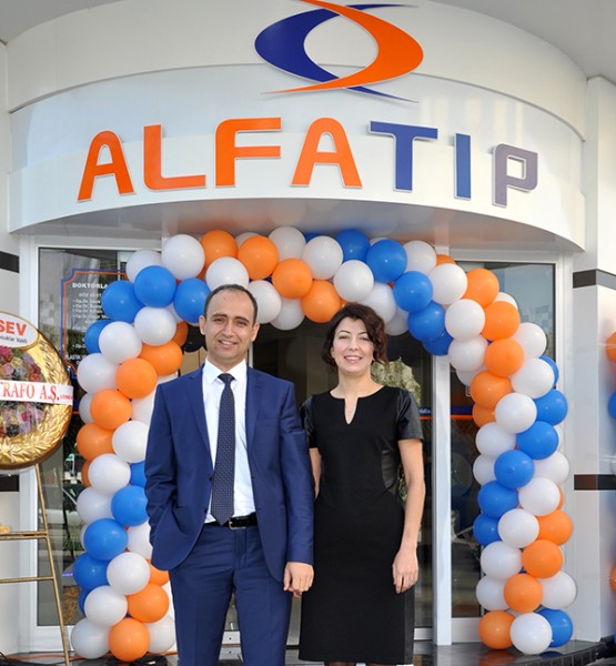 Alfa Tip Merkezi Nde Renkli Acilis Magazin Izmir