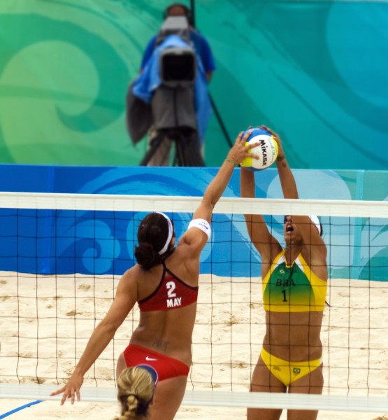 Beach_volley_at_the_Beijing_Olympics_-_USA_v__Brazil