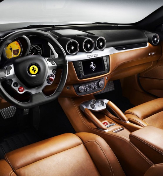 Ferrari GTC4Lusso 6