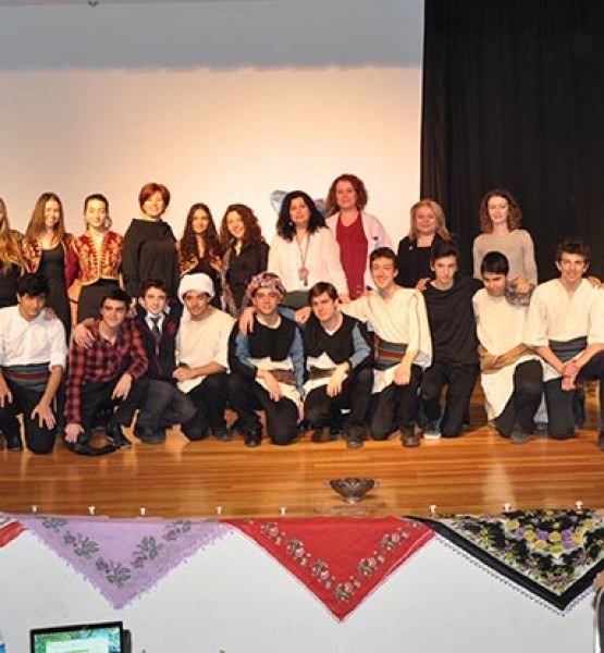 İzmir Özel Türk Koleji Öğrencileri 4. Geleneksel Türk Günü Etkinlikleri 6