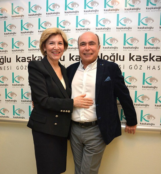 Kaskaloglu Ailesi Yeni Yil Coskusu Yasadi Magazin Izmir
