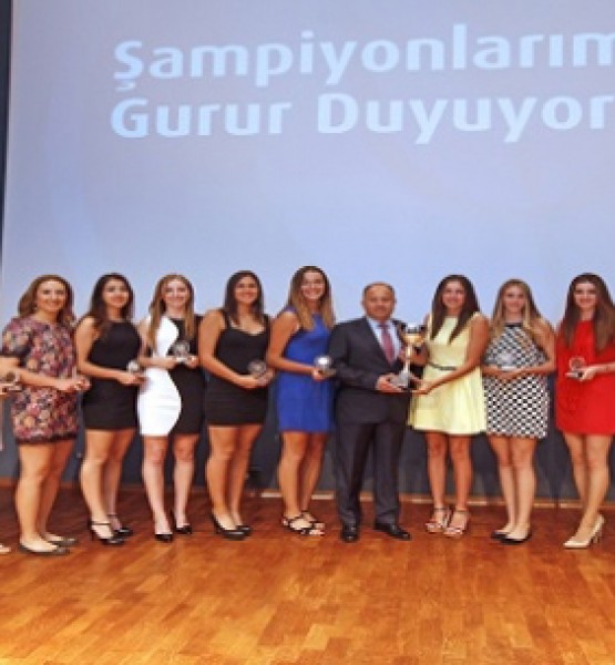 Yaşar Üniversitesi Şampiyonluk