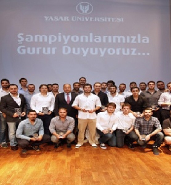 Yaşar Üniversitesinde Ödül